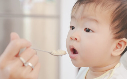 GLI ALIMENTI CHE FAVORISCONO IL SONNO NEI BAMBINI