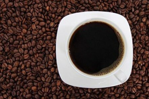auteur: CAFFÈ E QUALITÀ DEL SONNO: MA È VERO CHE IL CAFFÈ NON FA DORMIRE?